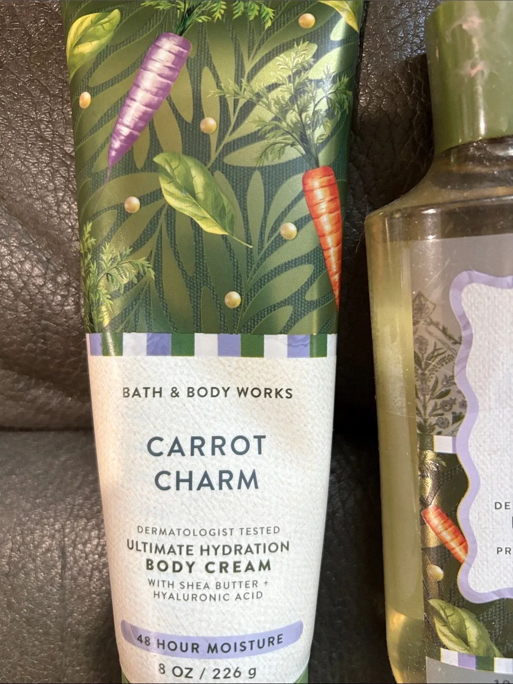Bath and body works cream and shower gel set in carrot charm